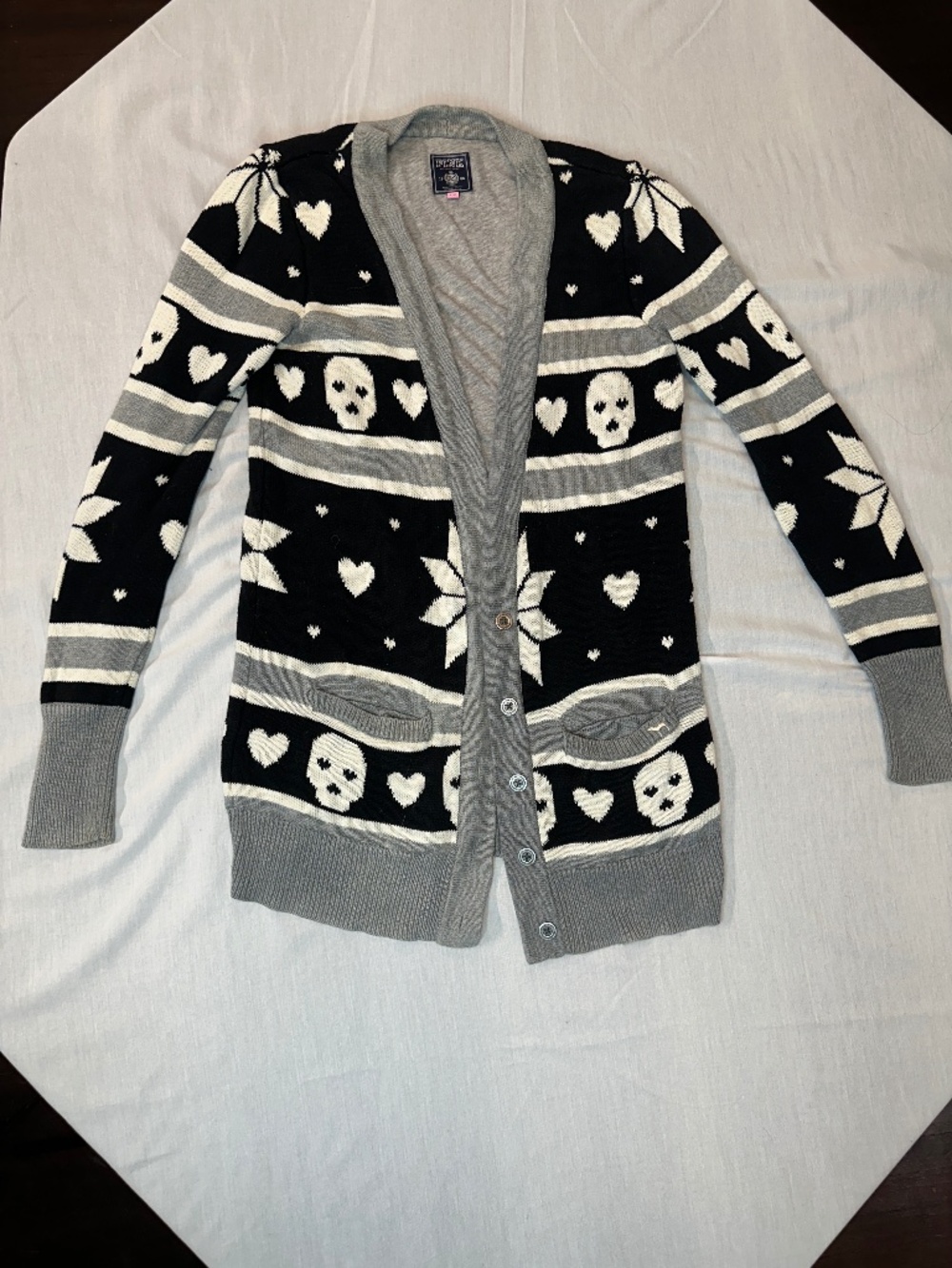 RARE Victoria's Secret Pink Skull Hearts Snowflake Cardigan Fair Isle size Large